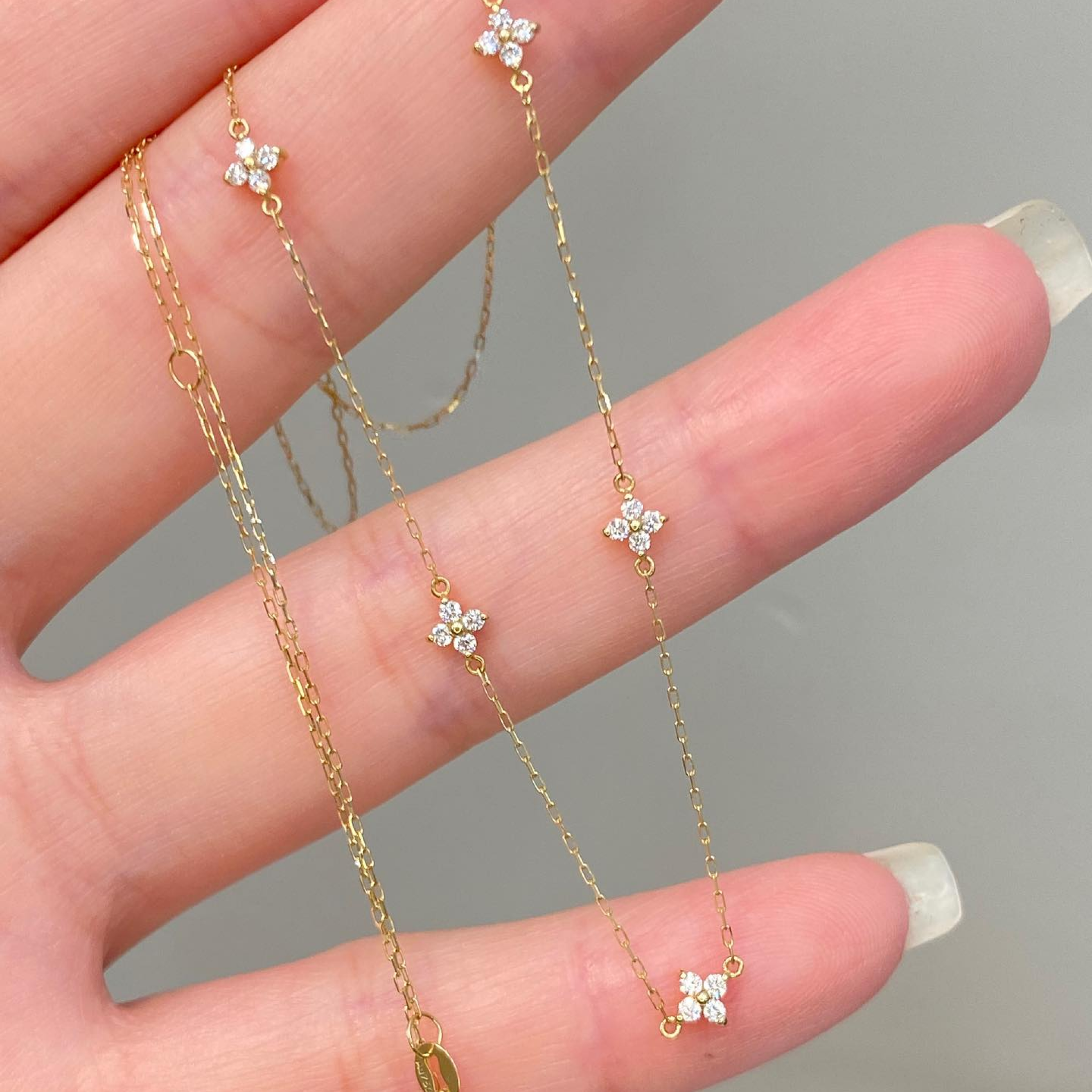 Dainty Diamond Flower Station Necklace | 14K Gold Floral Diamond Chain | Minimalist Everyday Layering Jewelry