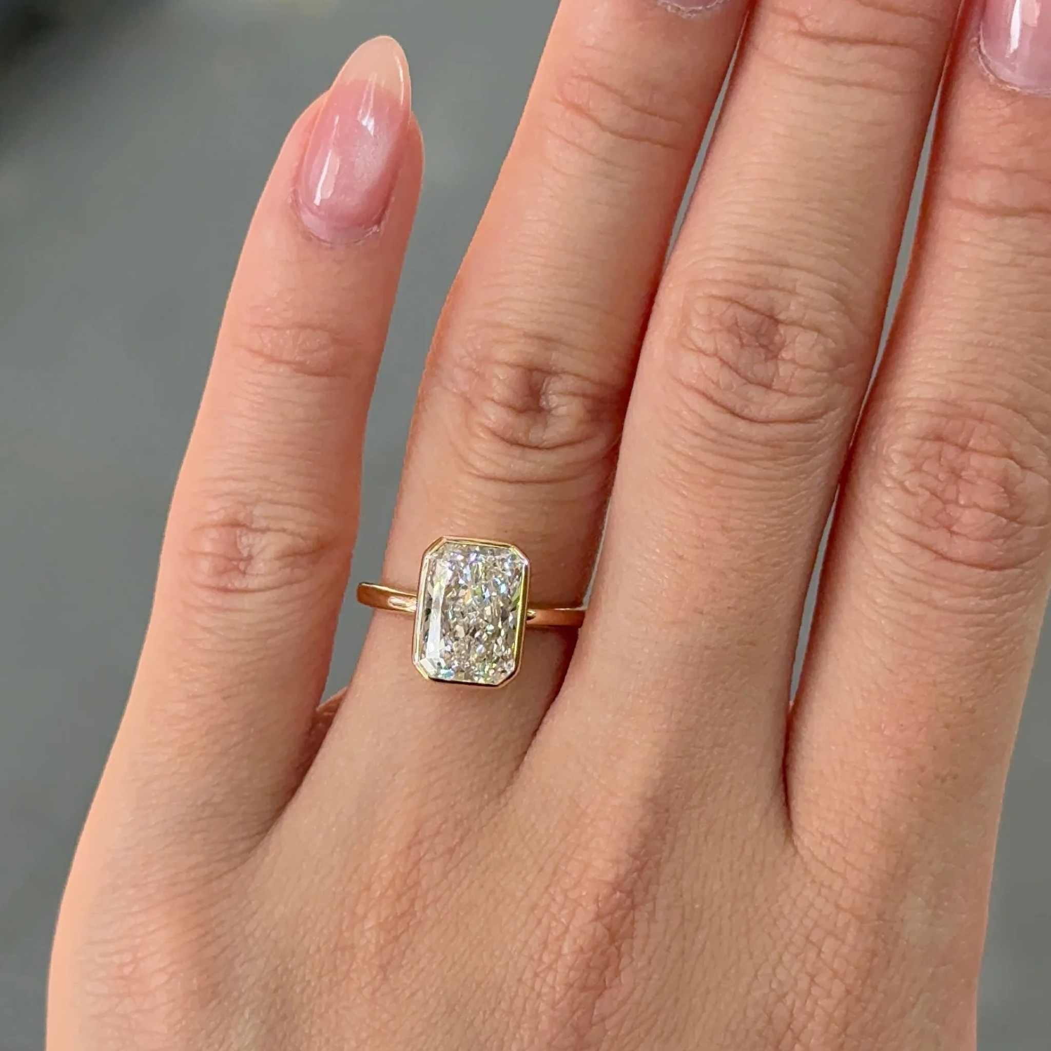 3 carats Radiant Cut Diamond Bezel Ring