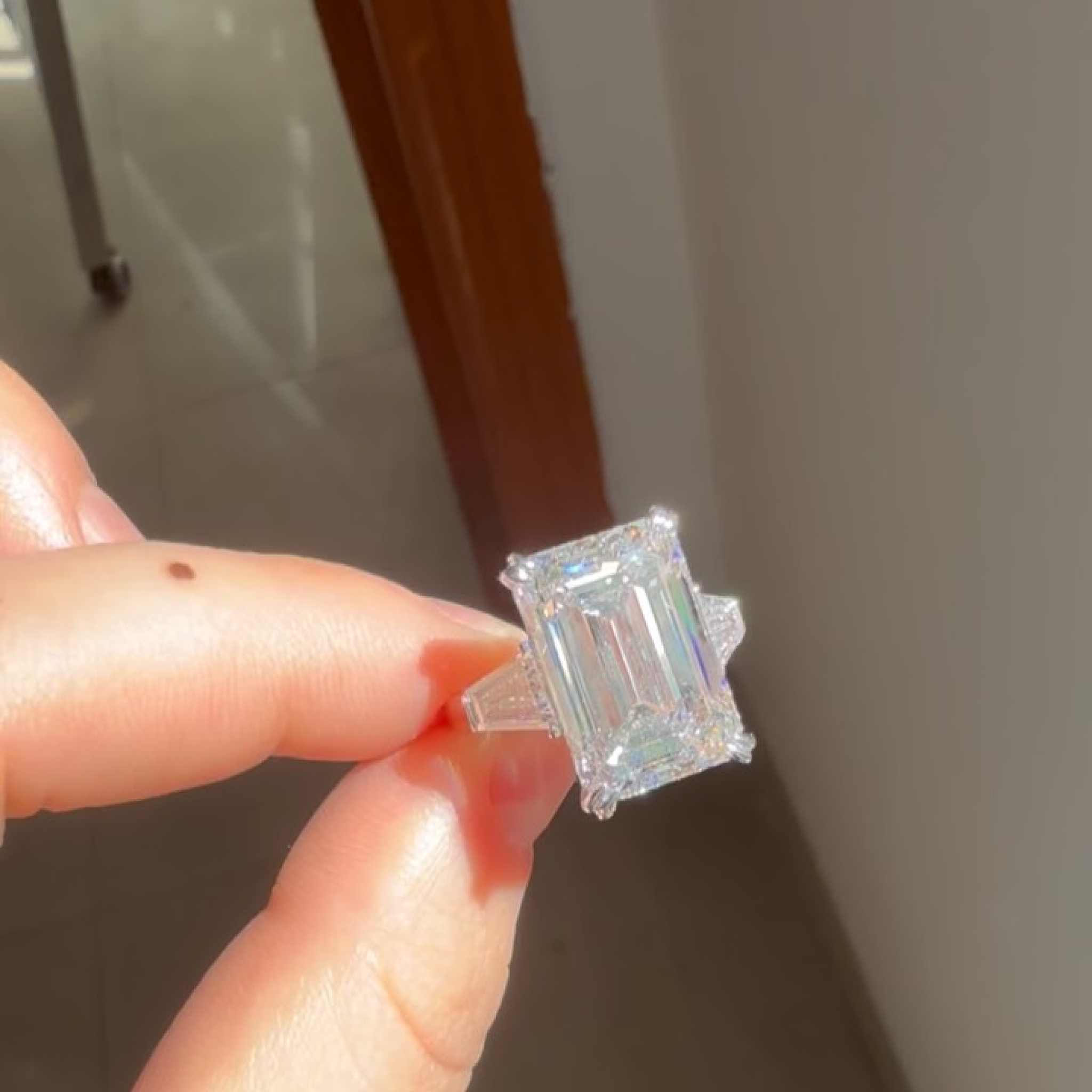 10 CT Emerald Cut Lab Grown Diamond Engagement Ring with Tapered Baguette Side Stones