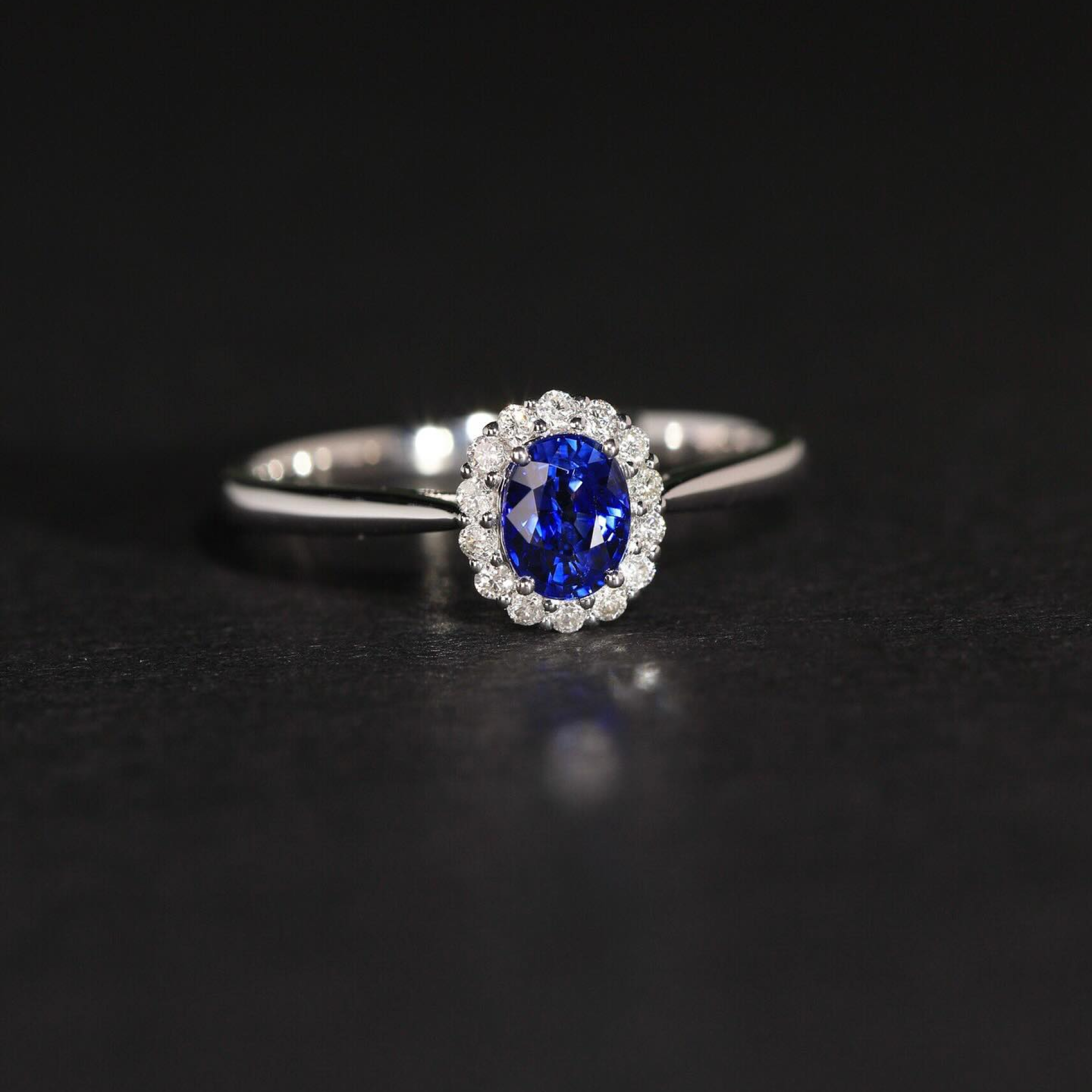 Oval Blue Sapphire & Diamond Halo Engagement Ring | Classic Oval Sapphire Ring