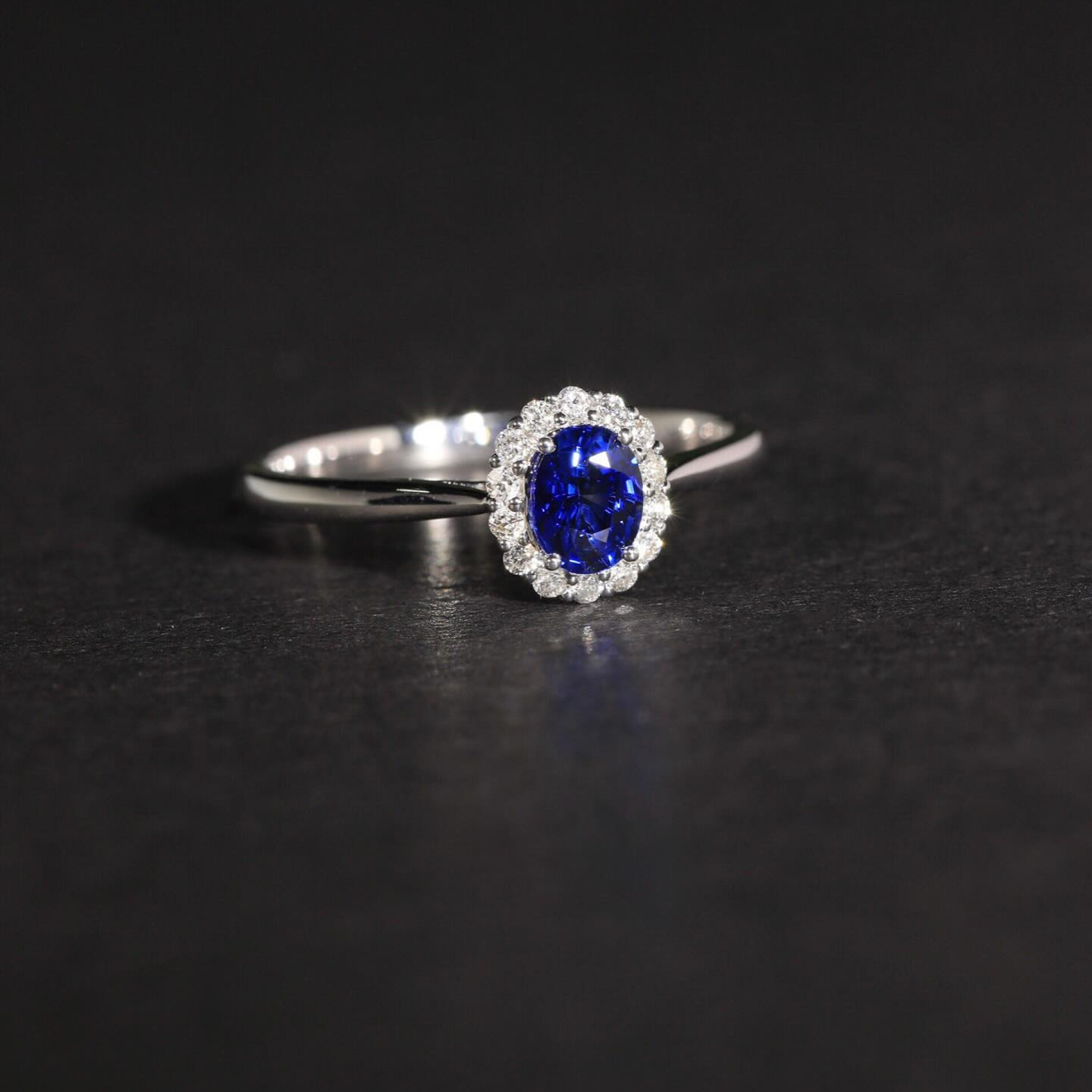 Oval Blue Sapphire & Diamond Halo Engagement Ring | Classic Oval Sapphire Ring