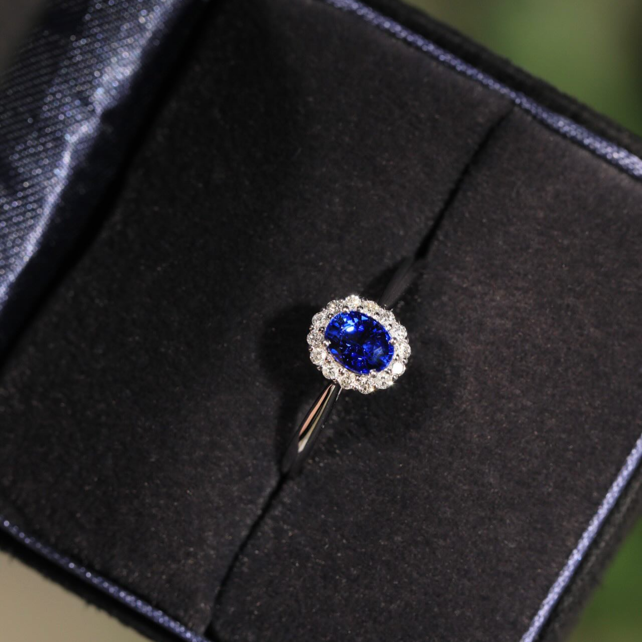 Oval Blue Sapphire & Diamond Halo Engagement Ring | Classic Oval Sapphire Ring